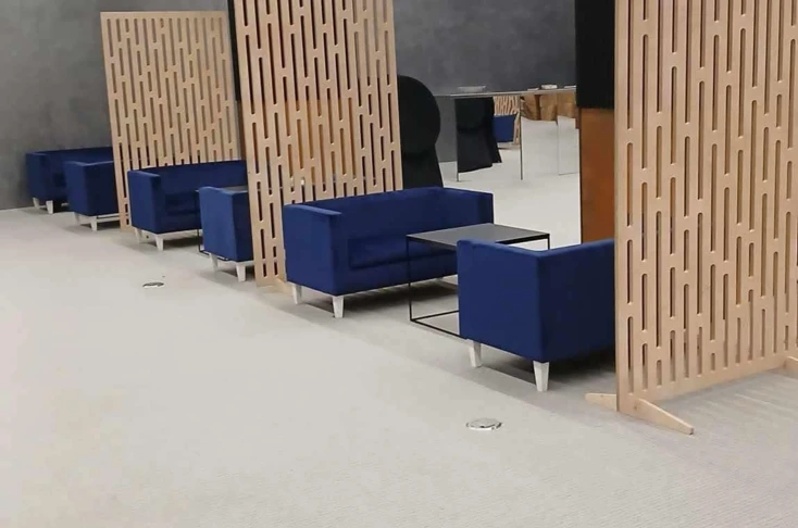 Plywood Wall Natural